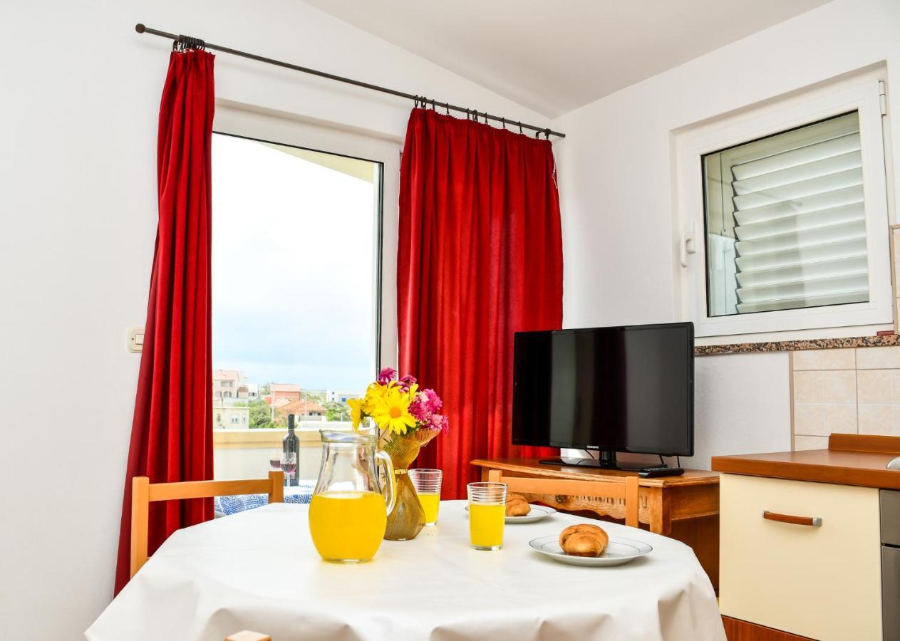 Apartament Mara Ražanac Zewnętrze zdjęcie