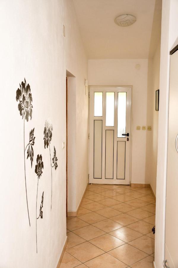 Apartament Mara Ražanac Zewnętrze zdjęcie
